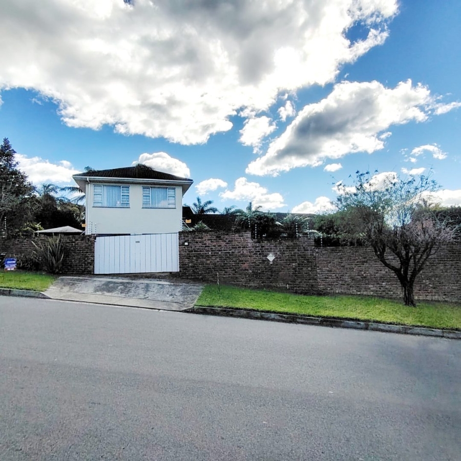 5 Bedroom Property for Sale in Vincent Heights Eastern Cape